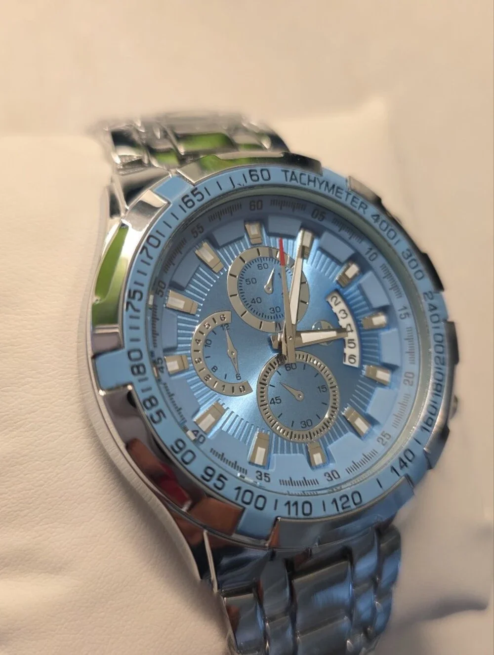 315. Men's Silver 45mm Quartz Watch With Light Blue Face And Bezel